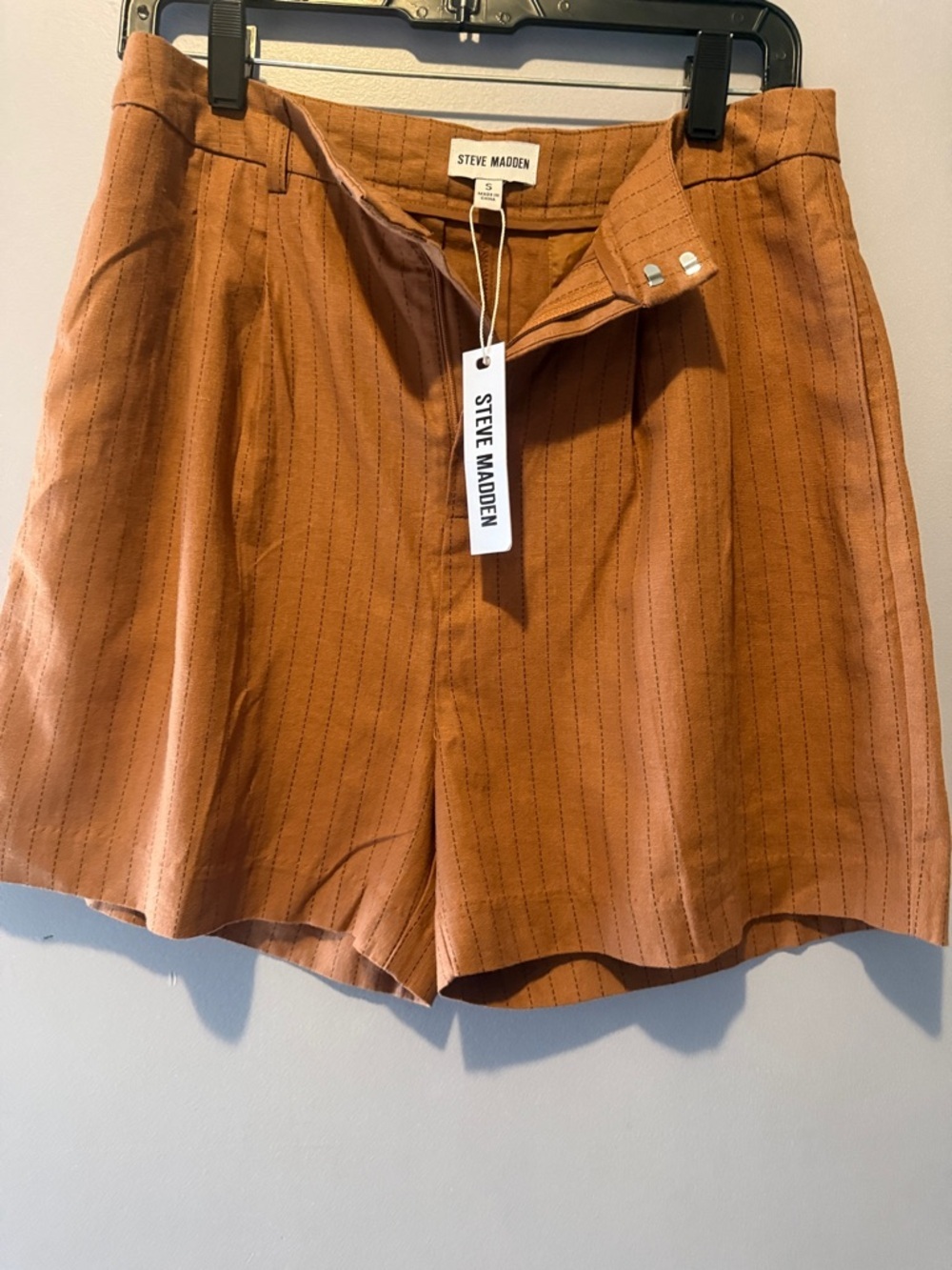 Steve Madden Rust Pinstripe High-Rise Shorts S - Picture 6 of 11